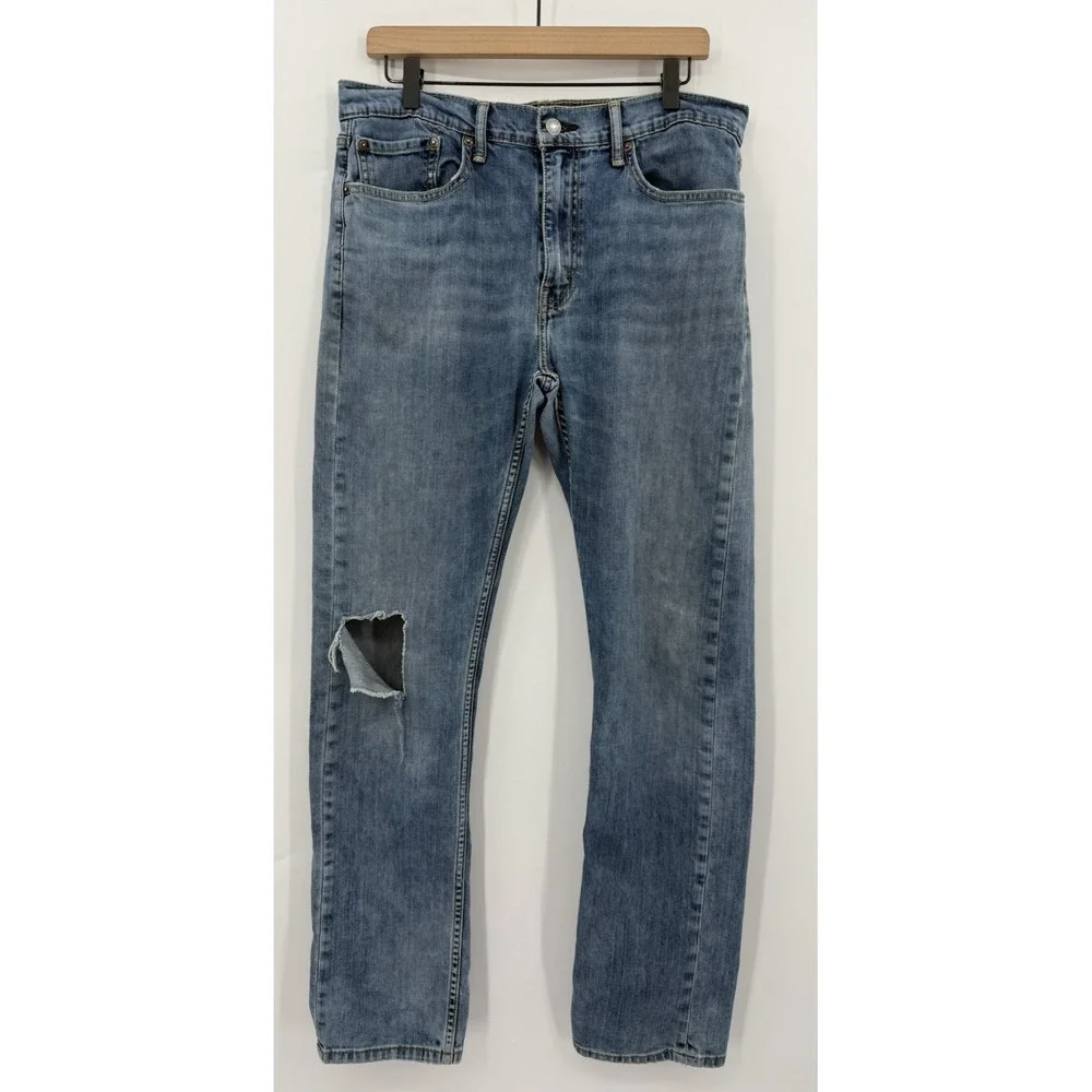Levis read distressing